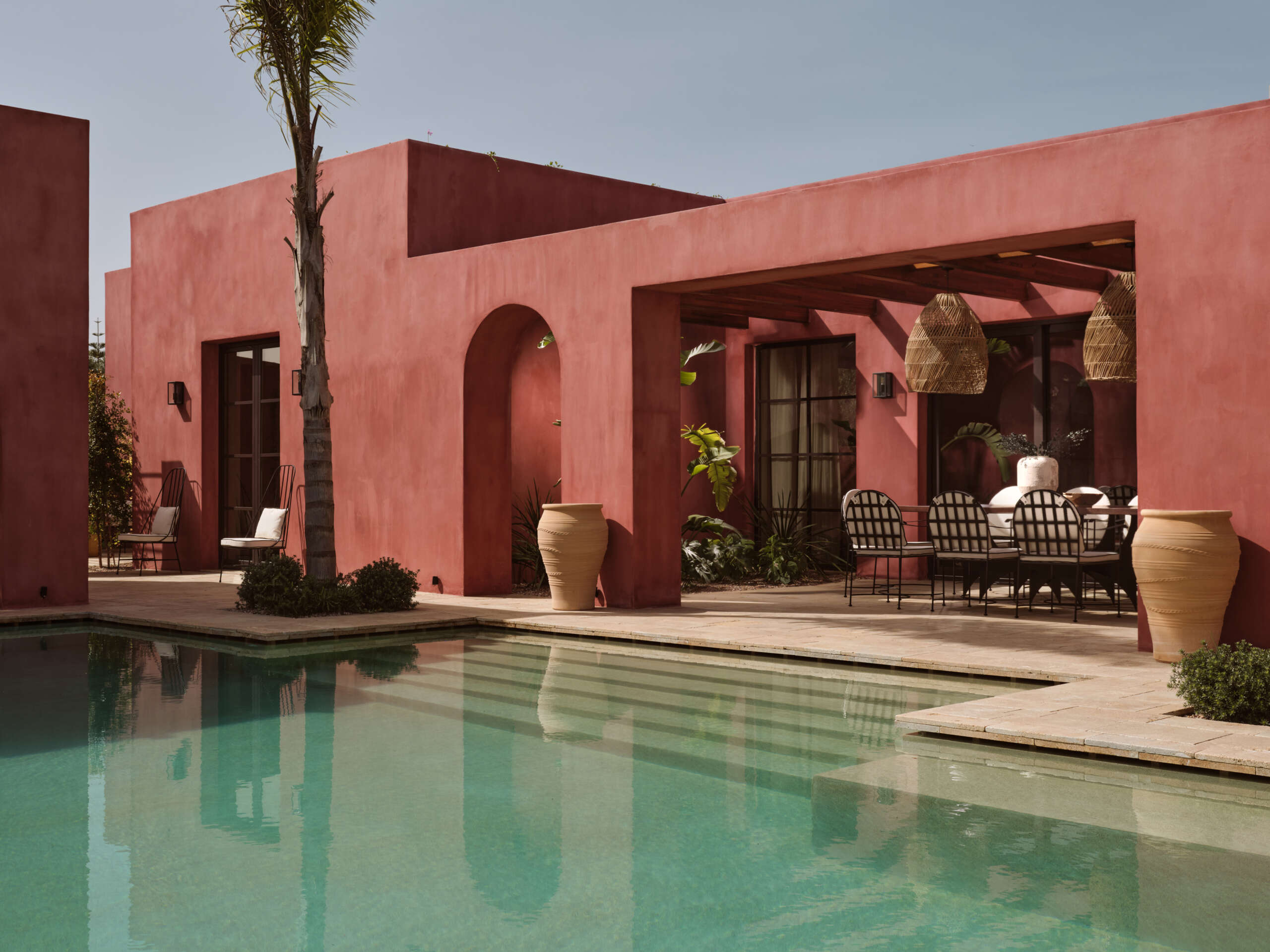 Iconic poll design, surrounded by mythical architecture. Iconic poll design, surrounded by mythical architecture.